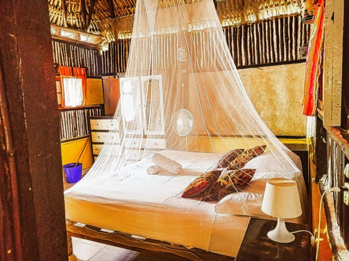 Beachfront Casa Maya Lodge El Cuyo Zewnętrze zdjęcie